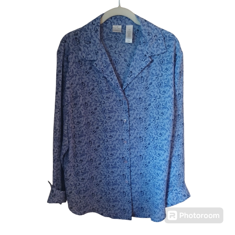 Emma James Woman Periwinkle  Blue Floral Long Sleeve Button Up Top Size 18W